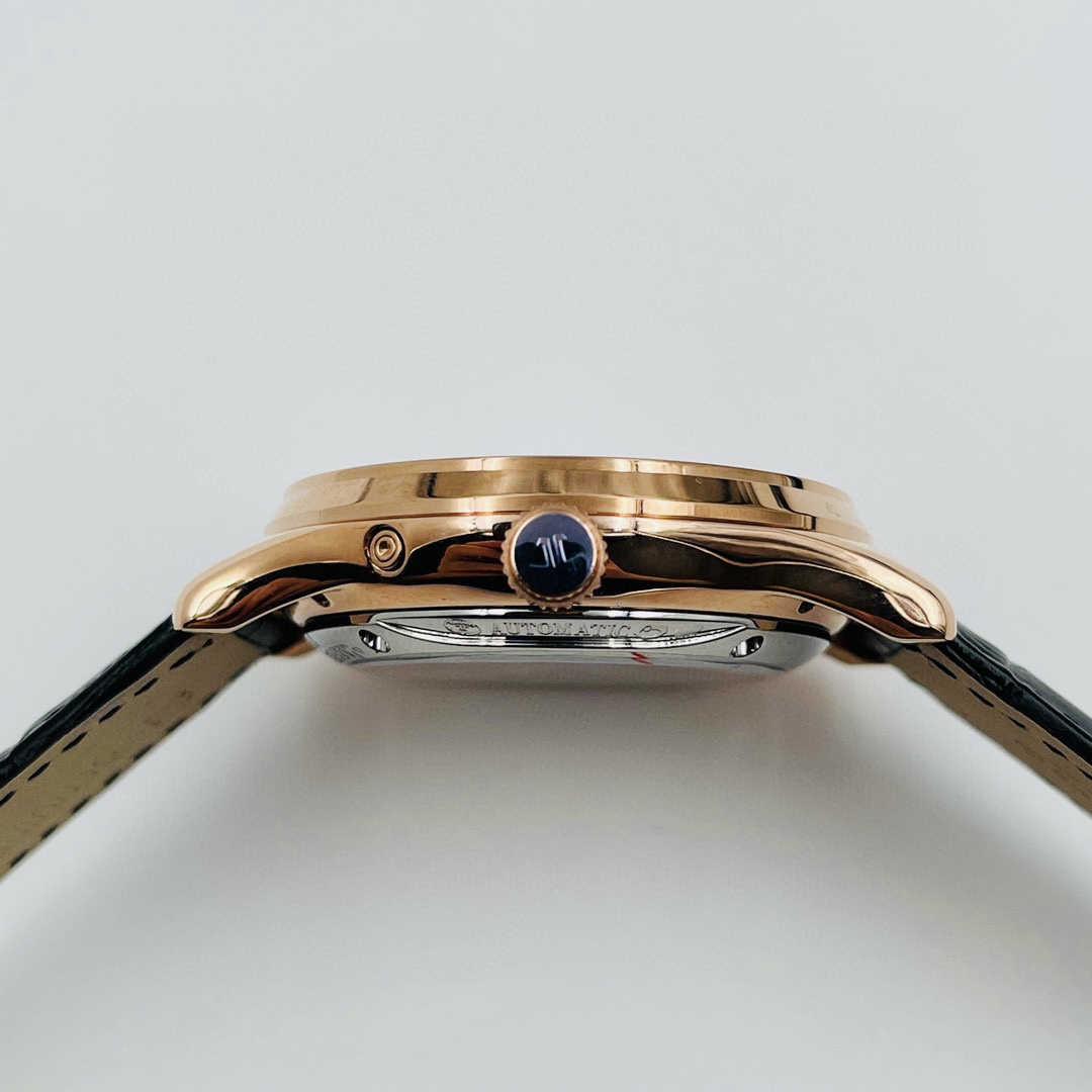 ジャガー・ルクルトスーパーコピー時計マスターQ1552520-01男性の魅力を引き立てます。[5]