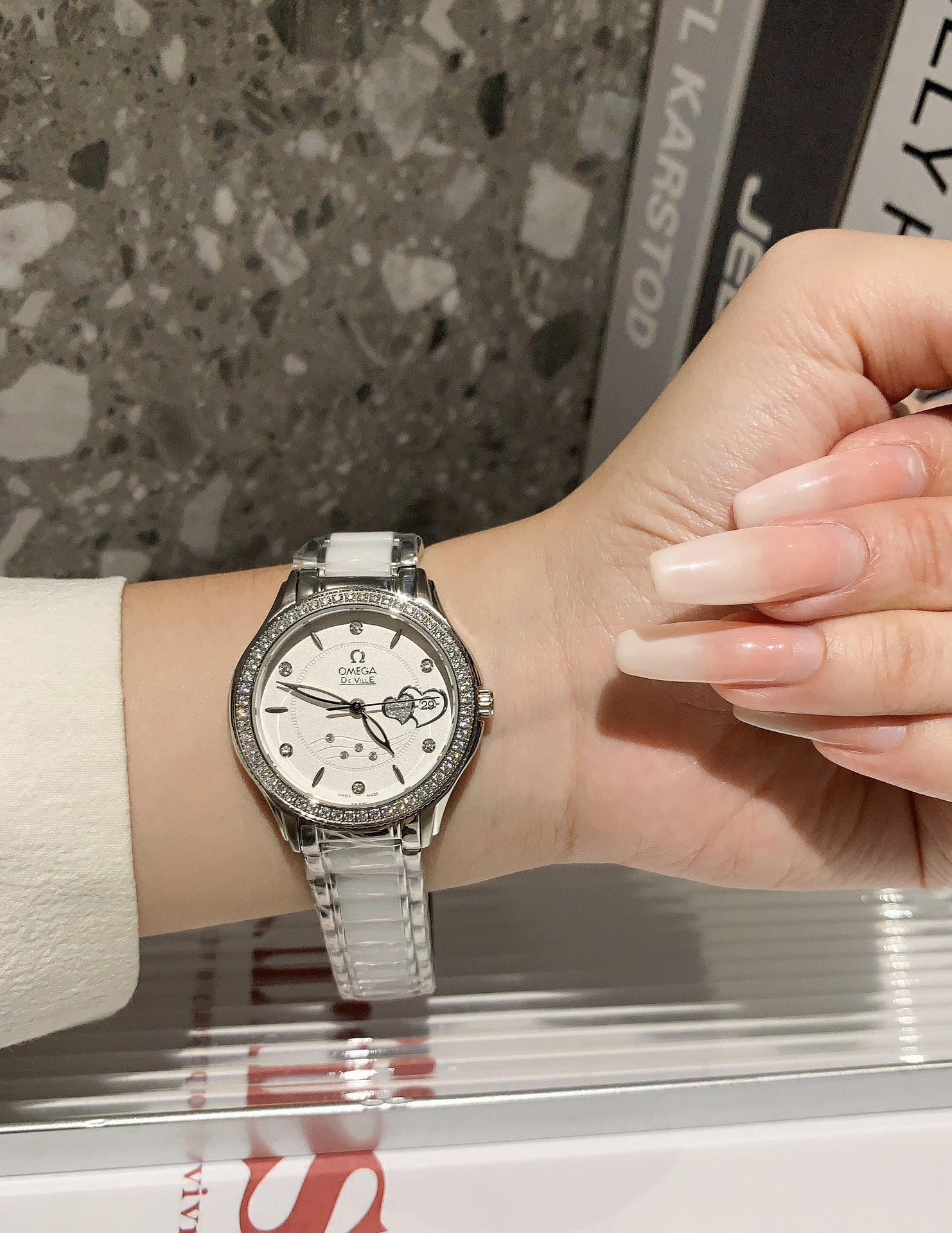 レディースオメガコピー腕時計非常に人気がありO11566[4]