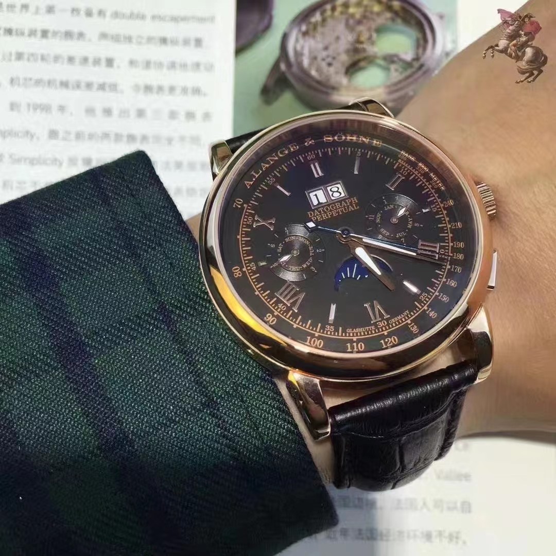 ブランドコピー時計 ランゲゾーネ多くの機能 44mm  L902331[5]