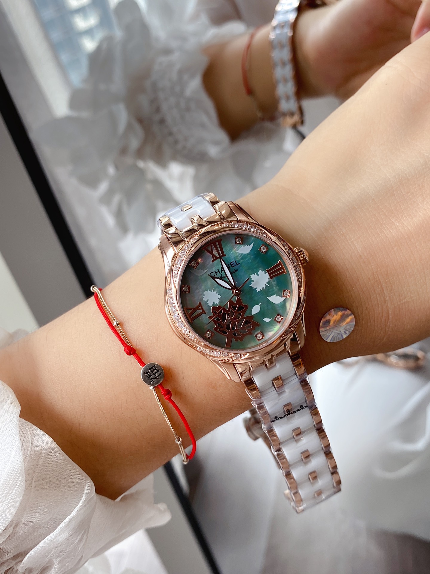 【人気海外ブランド】シャネルファッショナブルな女性用腕時計383773[3]