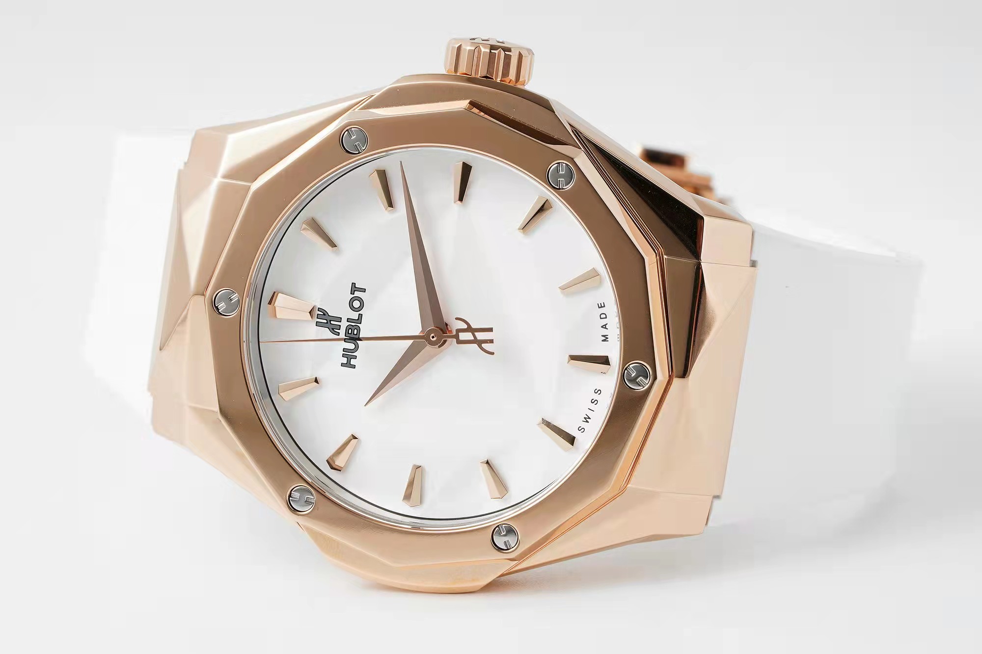 ウブロコピー クラシック フュージョン40mm 天然ゴムストラップ700267[7]