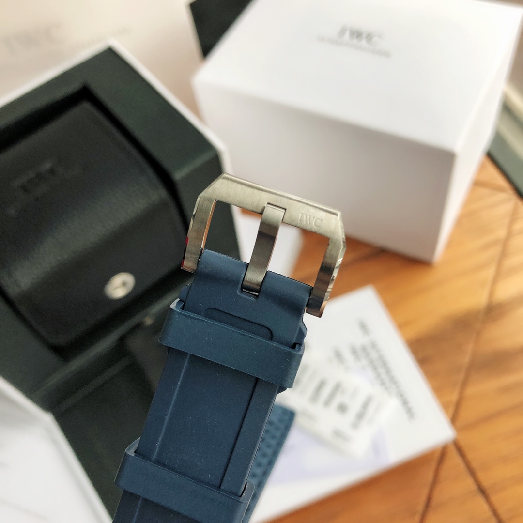 IWCコピー の 6 針アクアタイマーメンズ腕時計ダイビング IW79802-1[8]