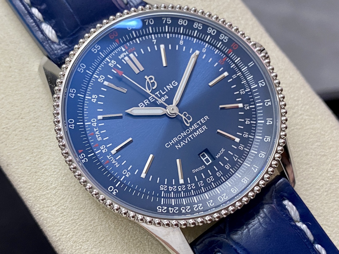 高級ブライトリング一流時計 ナビタイマー41mm B823802精巧な職人技[1]