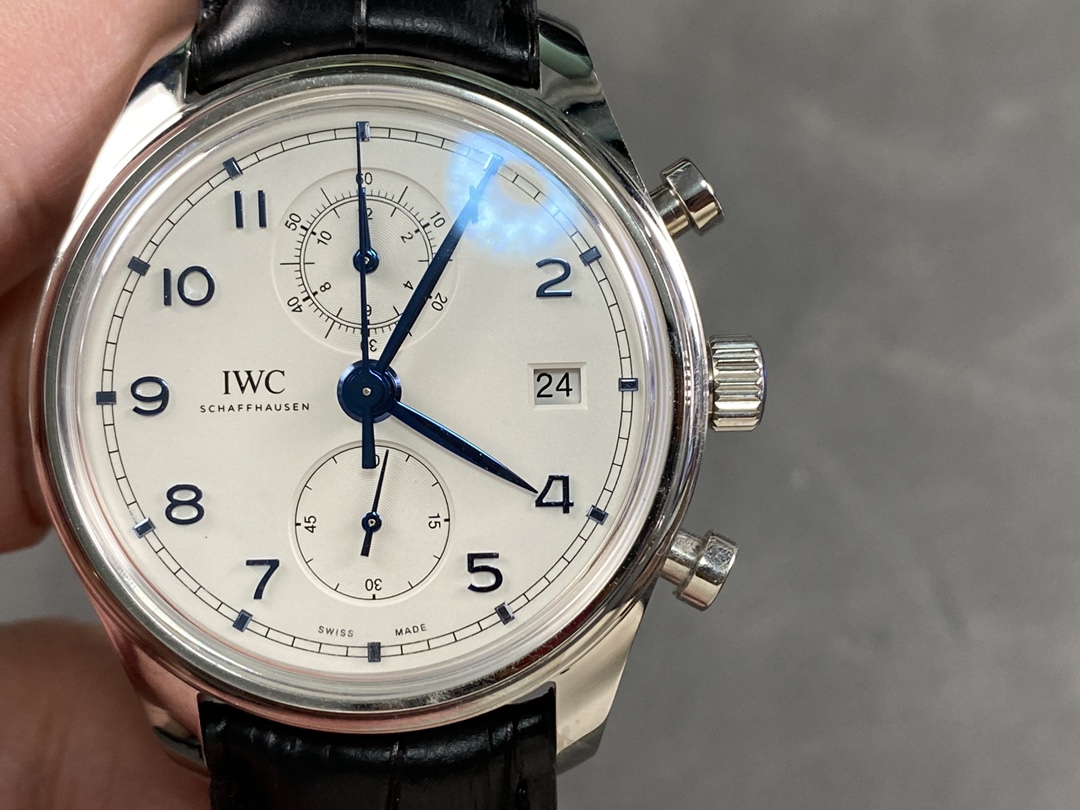 話題商品!高級IWCスーパーコピー ポルトギーゼ クロノグラフIW6024956