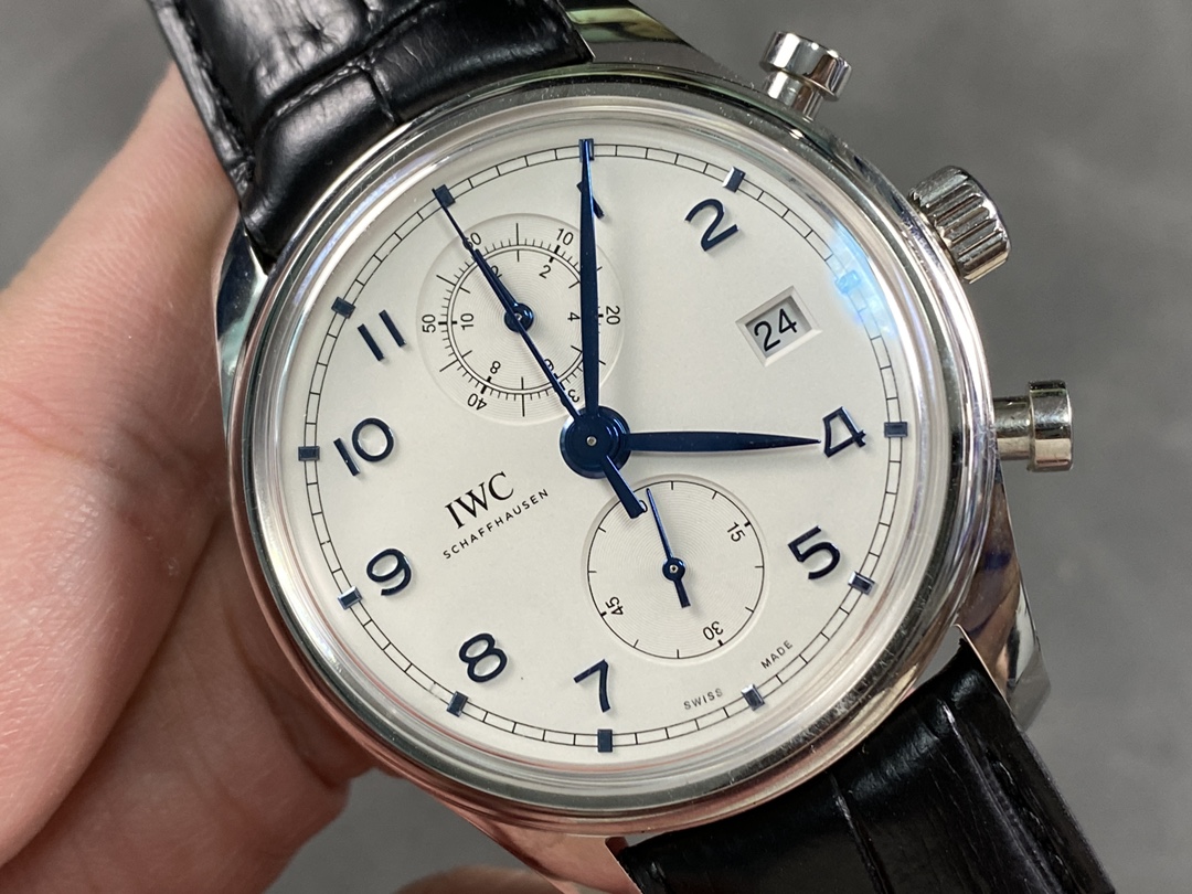 話題商品！高級IWCスーパーコピー ポルトギーゼ クロノグラフIW6024956[1]