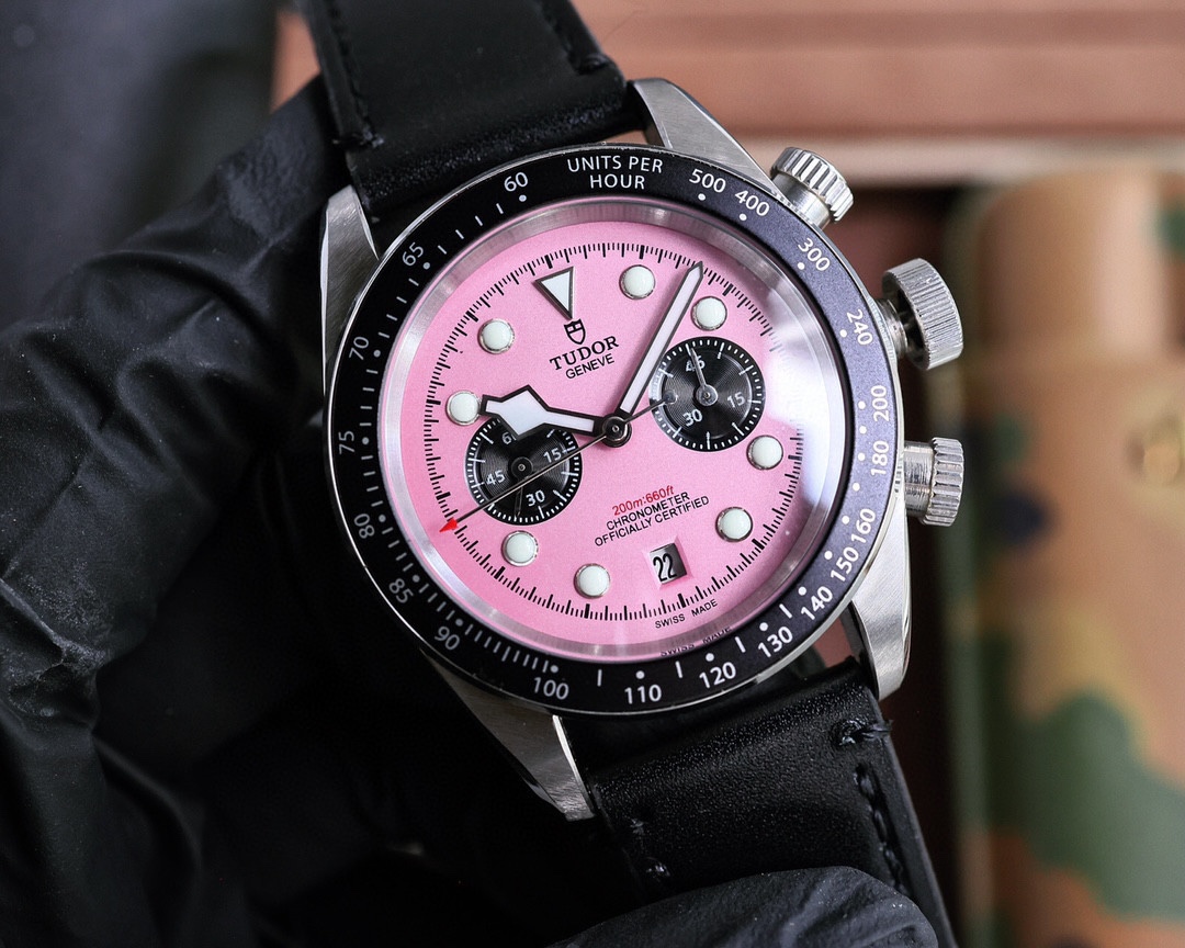 チュードルレプリカ ビワンタイプ42mm時計 ピンク5針 T294898[1]