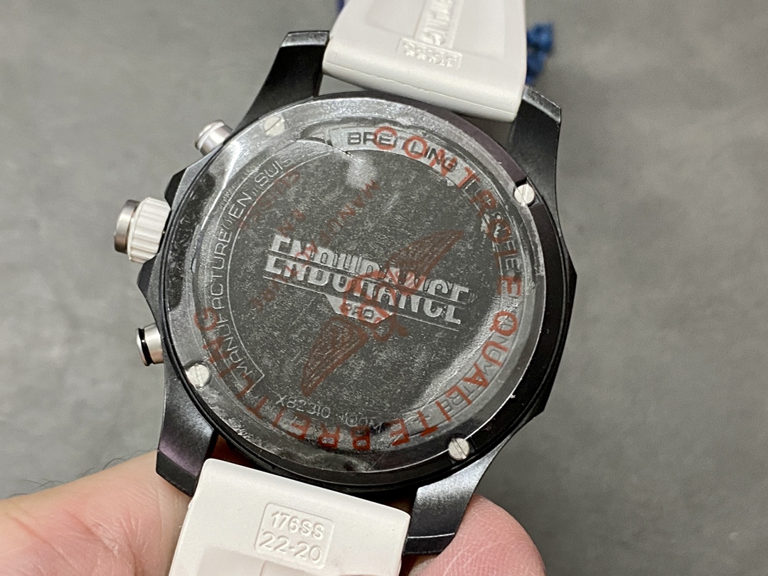 ブライトリングスーパーコピー時計アベンジャー メンズ最新入荷白いラバーストラップA98211B60[6]