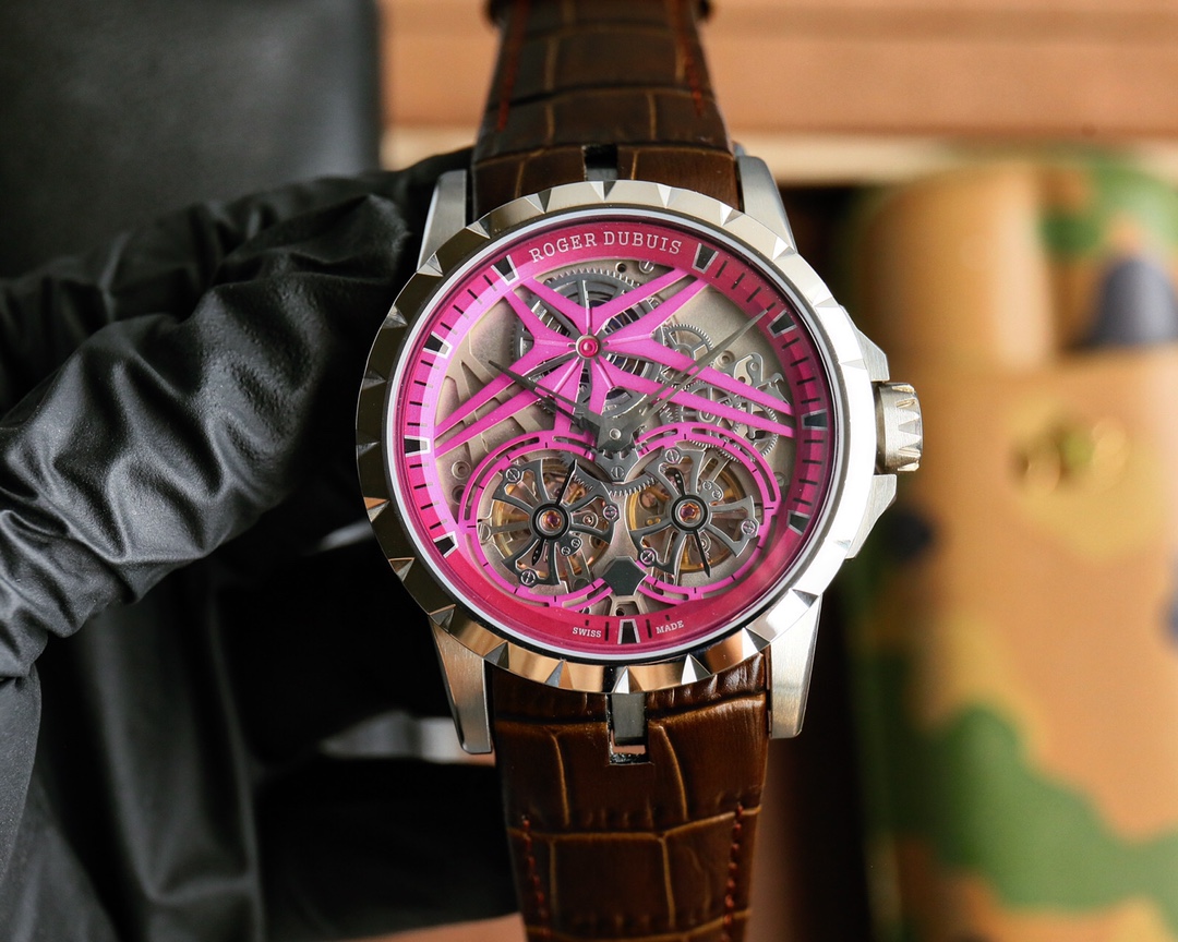 ROGER DUBUISコピー時計 エクスカリバー キング自動巻き72880VM1