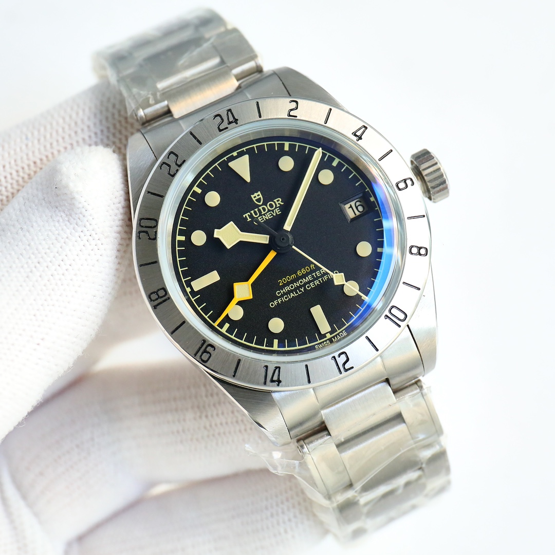 最高級TUDOR ブラックベイ一流メンズ時計T82002L[1]