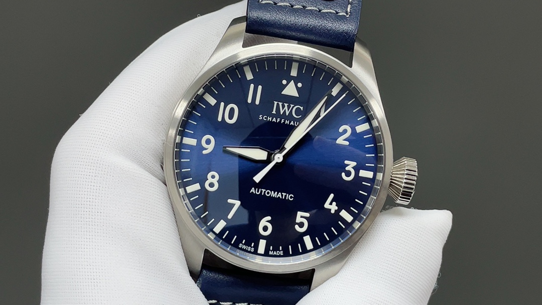 最大級IWC パイロット高級ブランドブルー文字盤 IW18920