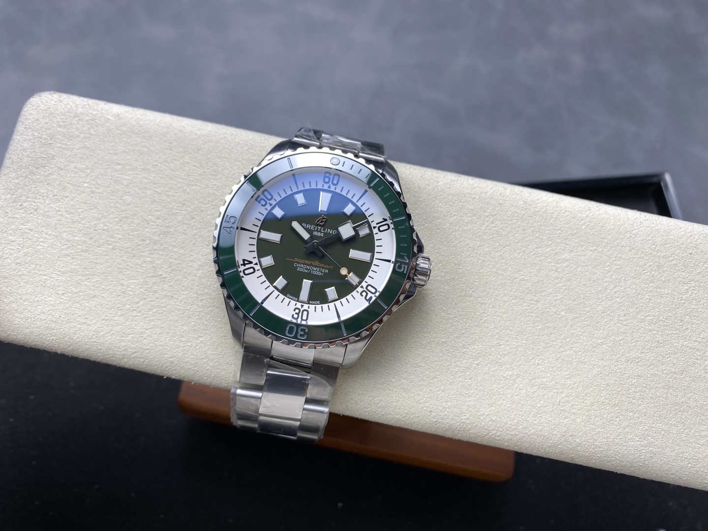 【究極美しさ】2025激安ブライトリング スーパーオーシャン44mm 11729B02[4]