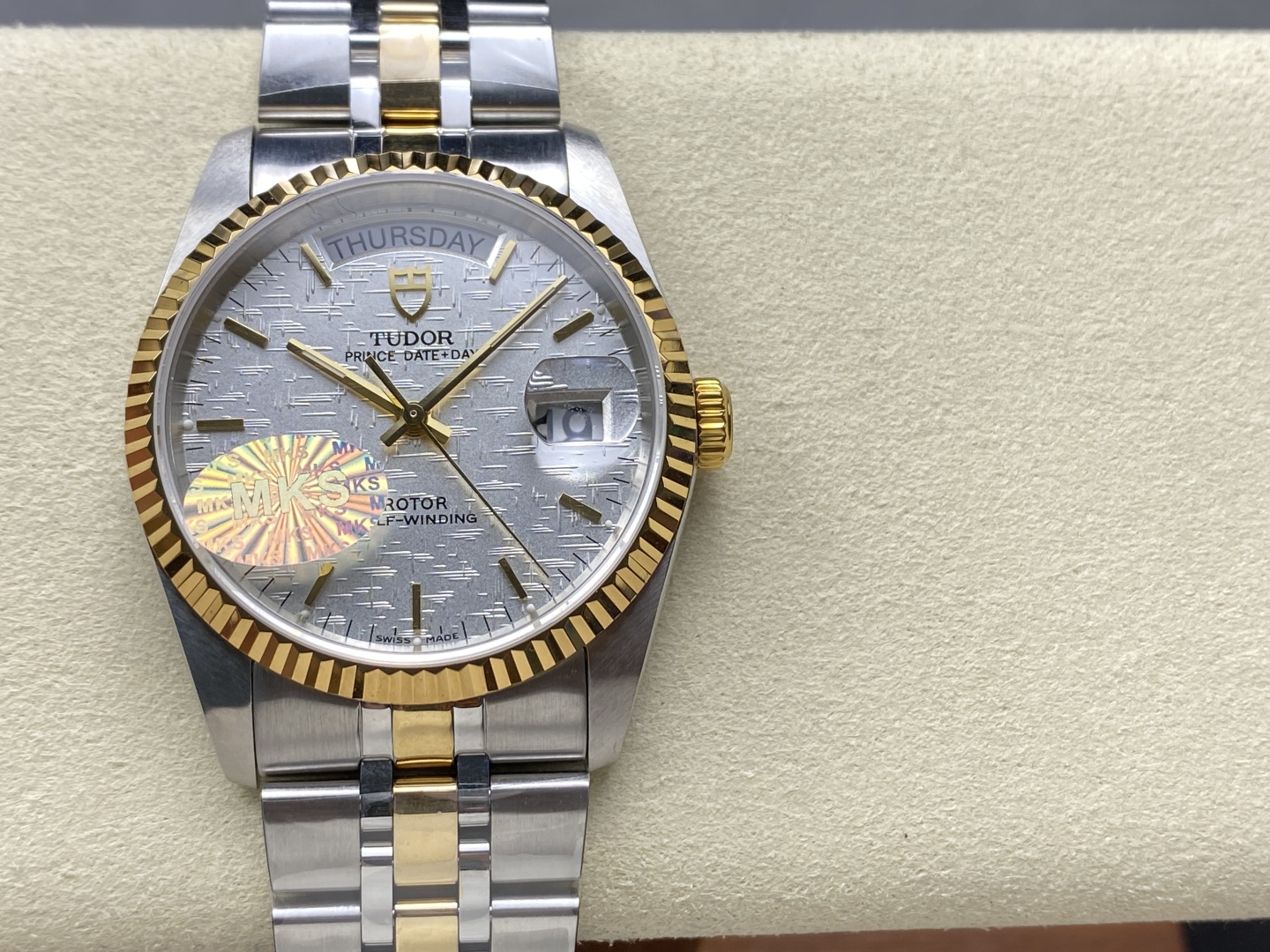 チュードル人気ブランド36mm高級腕時計サファイアクリスタル 76213