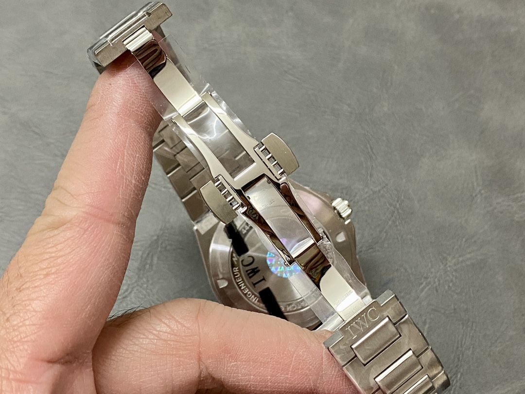 最大級の品揃え IWC インヂュニア メンズ40mm ブラック Ref. 1832[7]