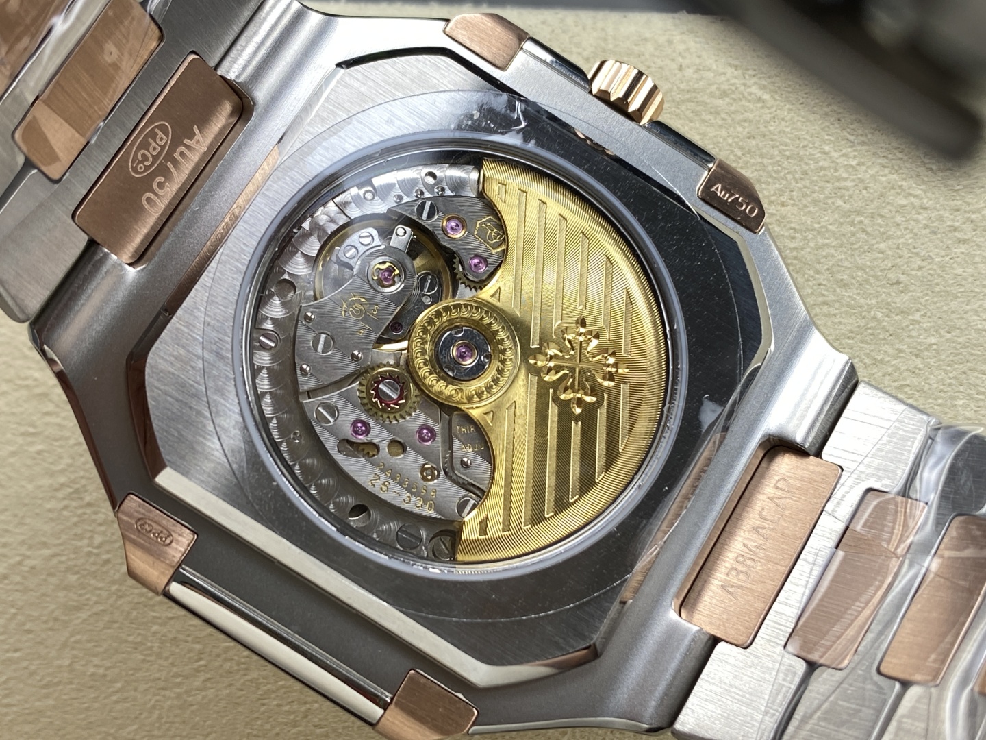 パテック フィリップ スーパーコピー時計 スクエア ニュー キュビタス 良い取引 5821-S2[7]
