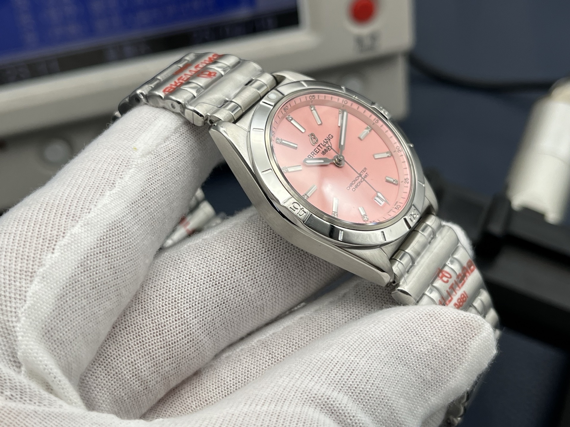 高級時計ブライトリングコピーA10380101L1A1-002 ピンク オートマチック 36mm[3]