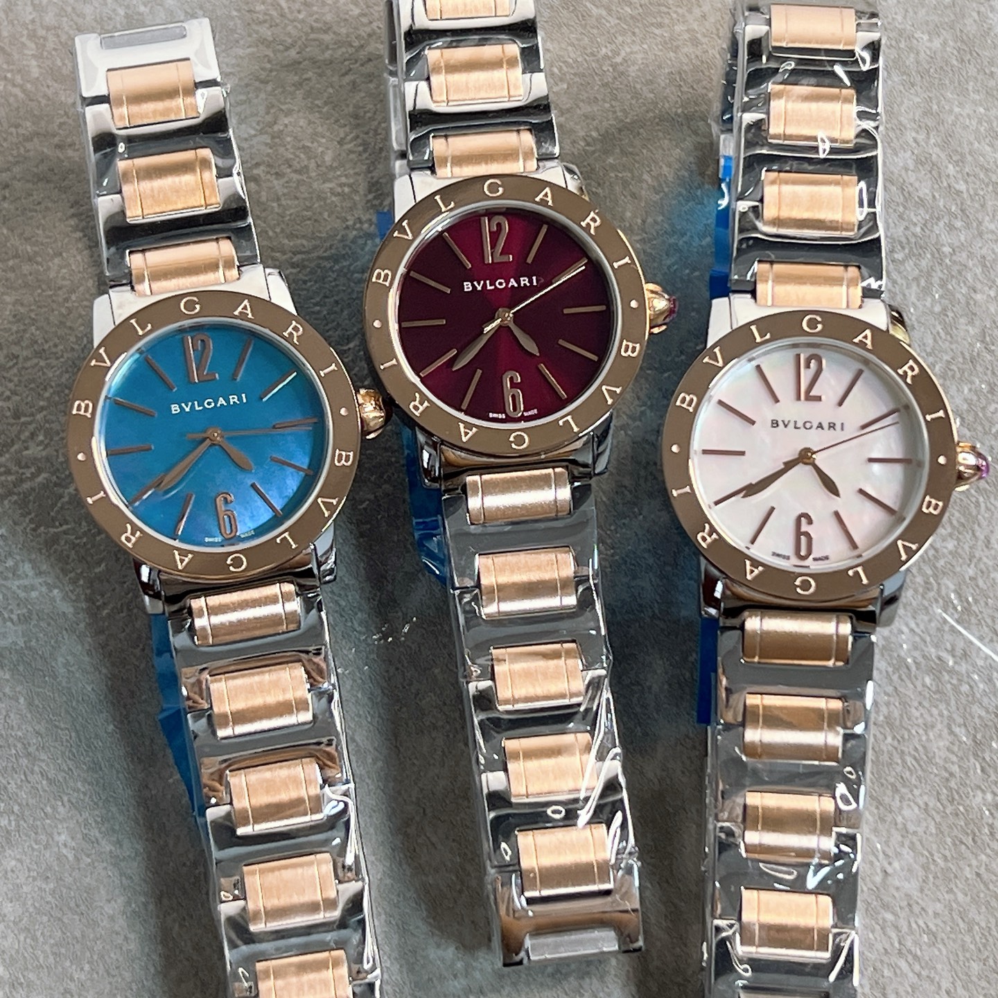 ブルガリBVLGARIレプリカ レディース時計33mm B693427