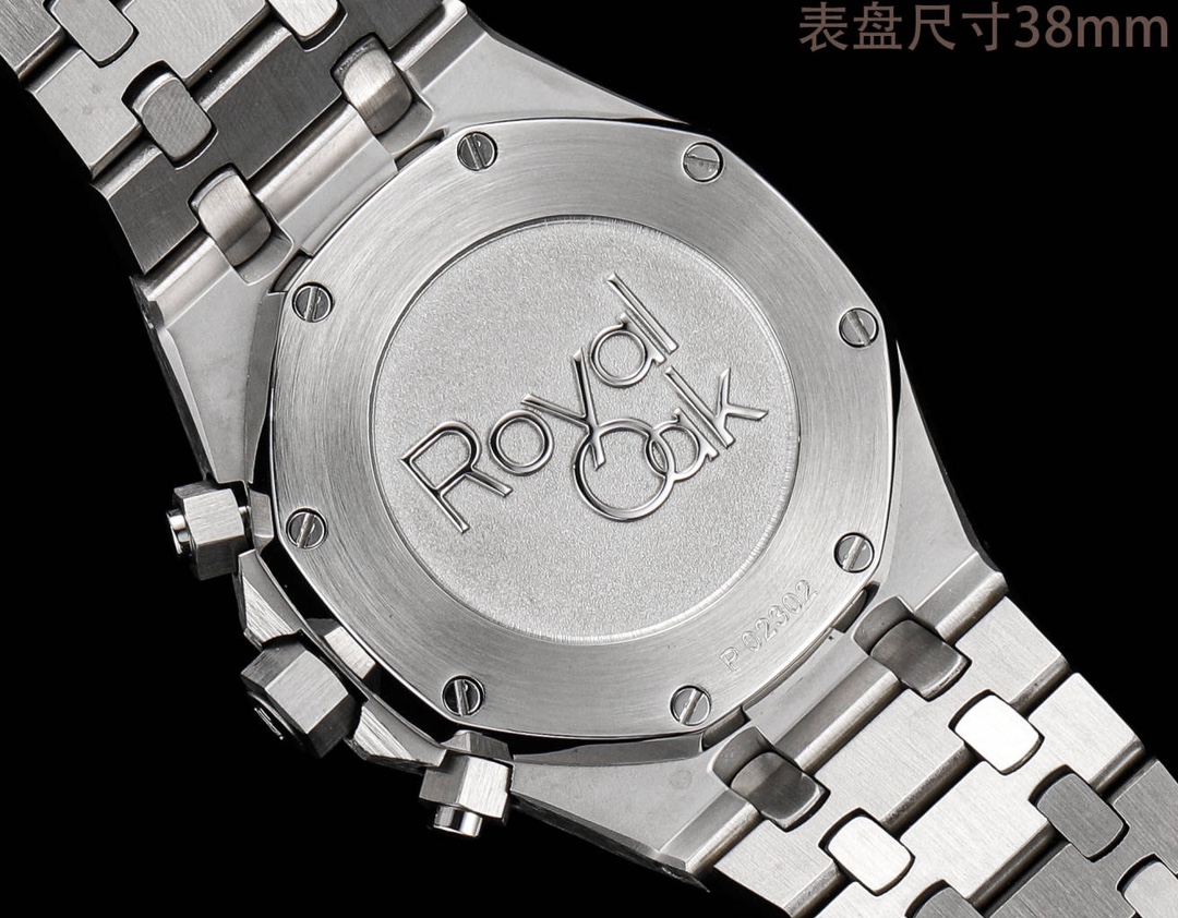 機能性良 オーデマピゲスーパーコピー時計 26715BC.ZZ.1356BC.01-03 ロイヤルオーク 38mm[8]