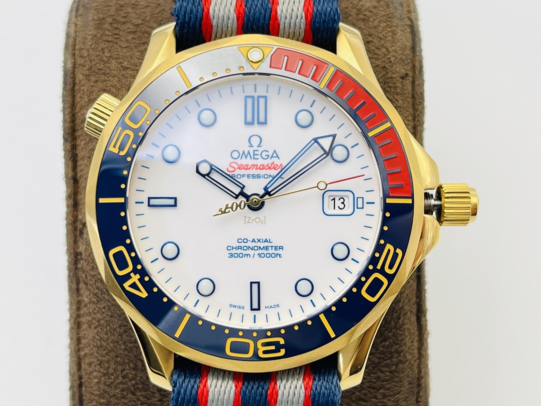 オメガスーパーコピー時計 スピードマスター「司令官」限定版42mm 381.279.0012[3]