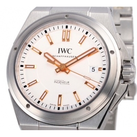 IW323906スーパーコピー時計
