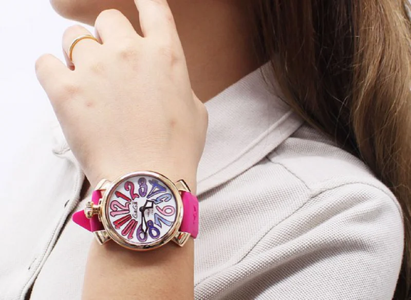 ガガミラノ コピー腕時計マニュアーレ40mm レザー ライトパープル/ホワイトシェル ボーイズ 5020.7