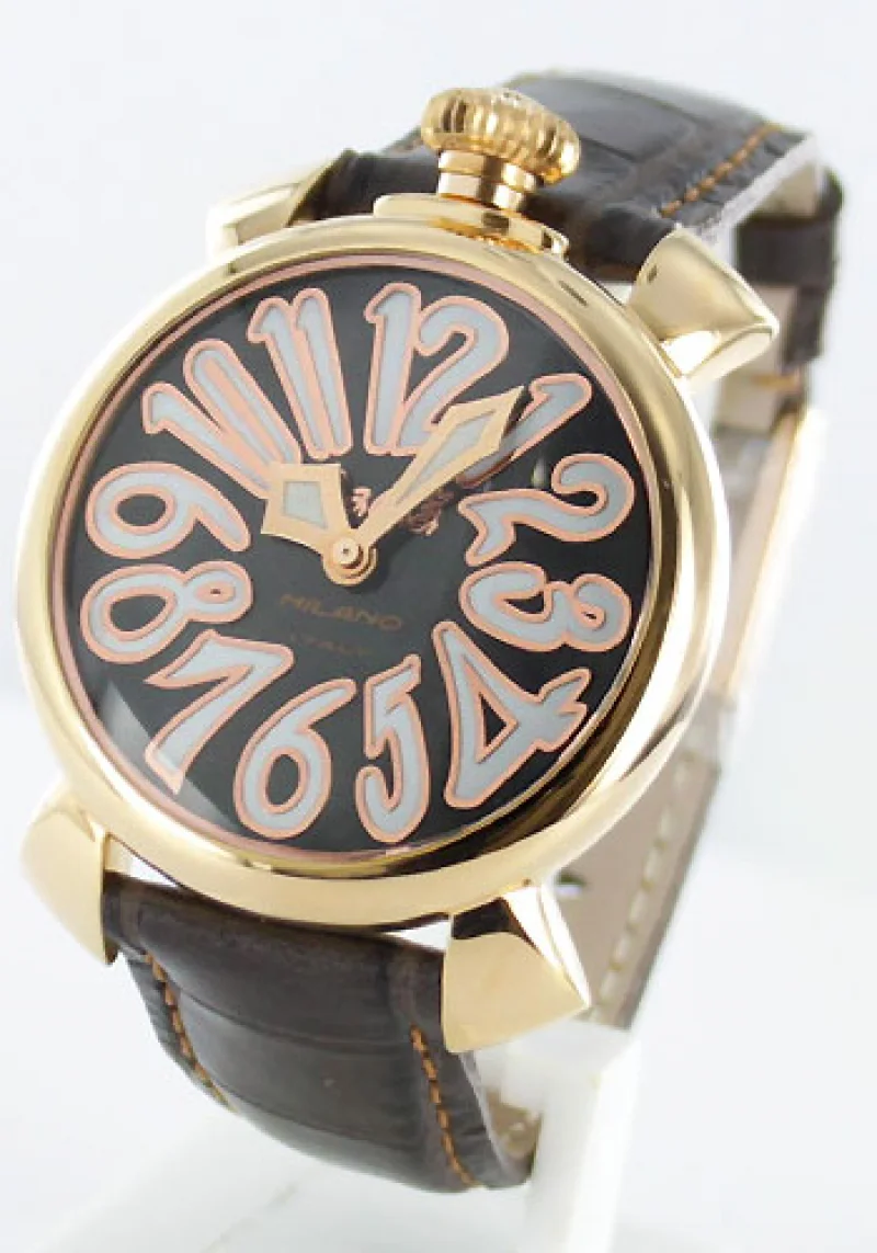 ガガミラノ コピー腕時計マニュアーレ40mm レザー ホワイト/ブラックシェル ボーイズ 5020.4