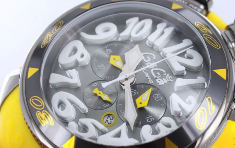 ガガミラノ コピー腕時計クロノ48mm ラバー レッド/シルバー メンズ 6050.1