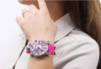 ガガミラノ コピー腕時計マニュアーレ40mm ラバー ローズピンク/ホワイトシェル ボーイズ 5020.6