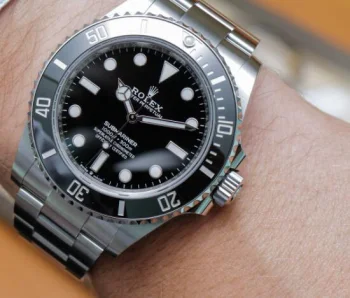 最高級のRolex サブマリーナー オイスタースチール 124060