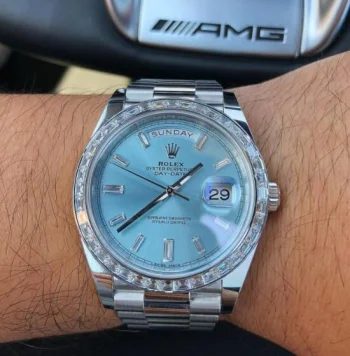 ロレックスN品クラシック デイデイト 40mm 228396TBR