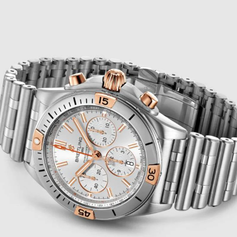 ブライトリングスーパーコピー時計(N品)クロノマット 42mm AB0134101B1A1