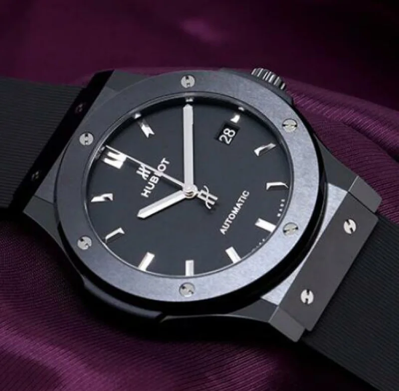 HUBLOT クラシックフュージョン ブラックセラミック ブリティッシュグリーン 511.CM.5270.RX.MYOS 限定88本