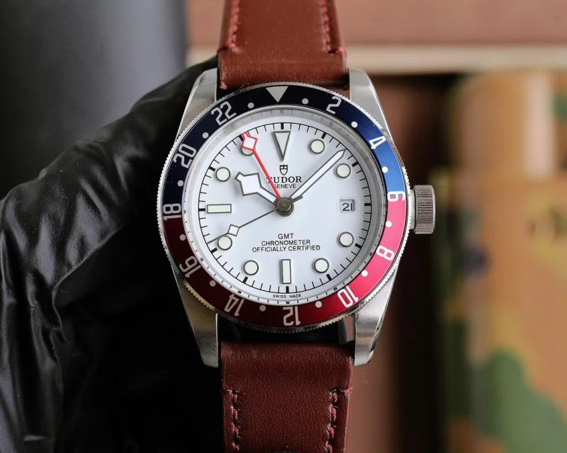 新作チュードルスーパーコピー時計販売店ビワンタイプ 42mm T290130