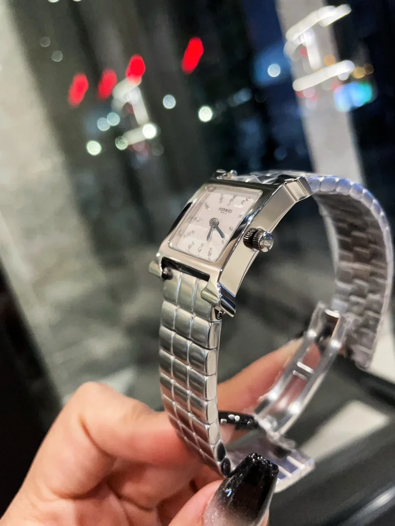 HERMES エルメス時計コピー Hウォッチ ブレスレット HH1.210.131/4804 ホワイト