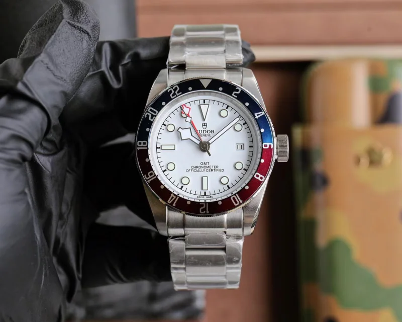 新作チュードルスーパーコピー時計販売店ビワンタイプ 42mm T290130