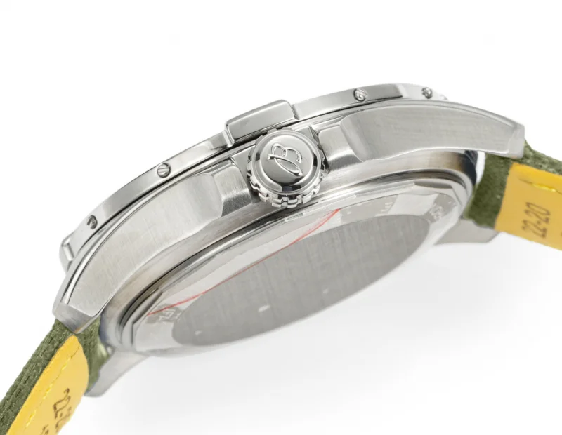 【GF 工場製】ブライトリング アベンジャー 44mm ブラックバード GMT 自動巻きV17311101B1W1、A17318101C1X1