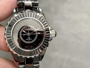 シャネルレプリカ時計 J12 セラミック 33mm質感良好 H109282
