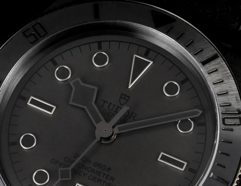 チュードル ブラックベイプロ イエロー GMT 針 M79470-0004