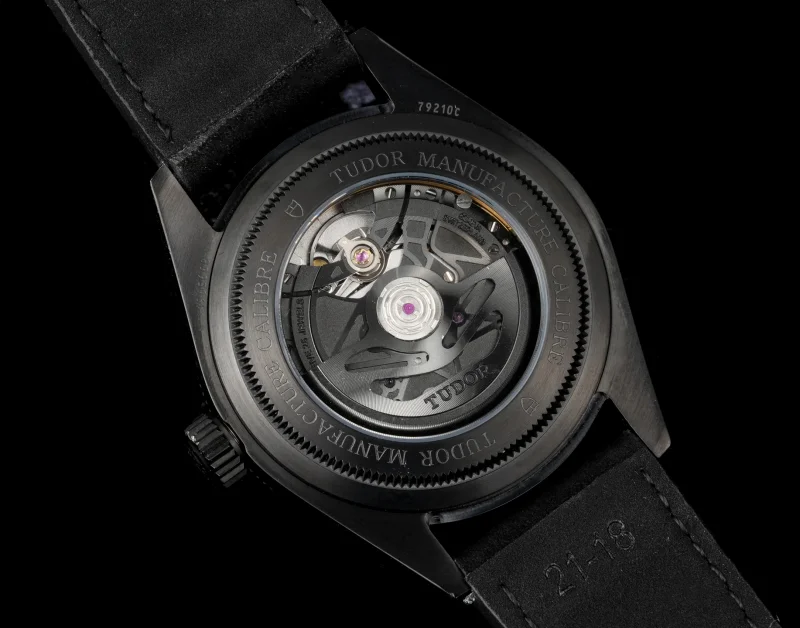 チュードル ブラックベイプロ イエロー GMT 針 M79470-0004