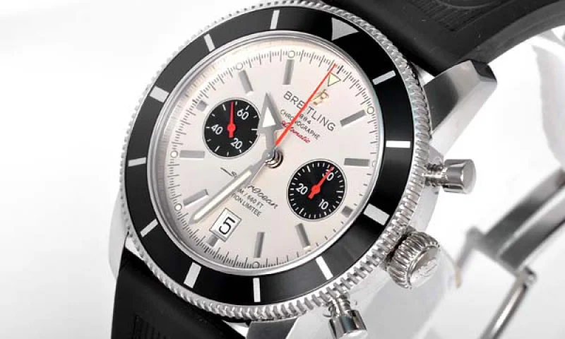 (BREITLING)腕時計ブライトリング 人気 コピー スーパーオーシャンヘリテージ クロノグラフ A272G93ORC (BREITLING)腕時計ブライトリング 人気 コピー スーパーオーシャンヘリテージ クロノグラフ A272G93ORC