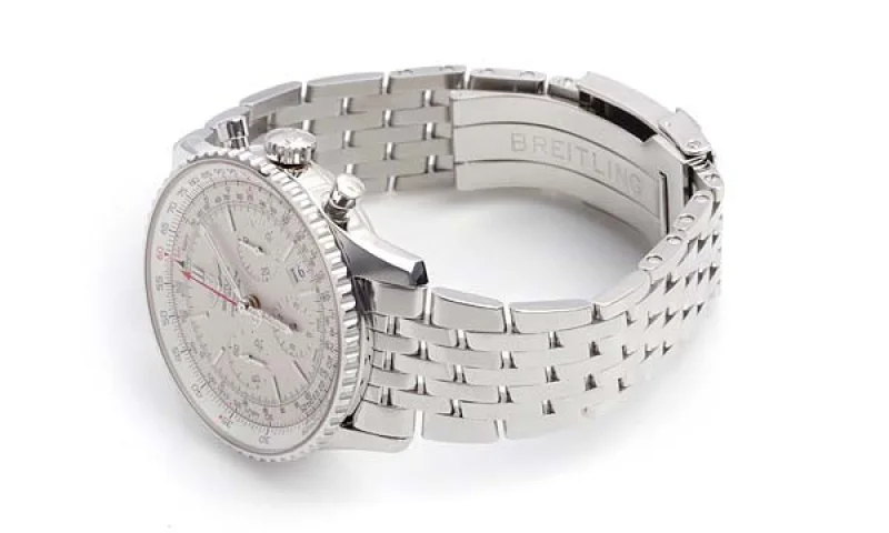 (BREITLING)ブライトリング ブランド コピー 時計 ナビタイマー01 S232G56NP (BREITLING)ブライトリング ブランド コピー 時計 ナビタイマー01 S232G56NP