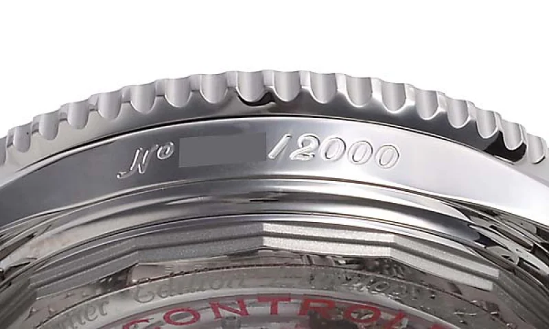 (BREITLING)ブライトリング ブランド コピー 時計 ナビタイマー01 S232G56NP (BREITLING)ブライトリング ブランド コピー 時計 ナビタイマー01 S232G56NP