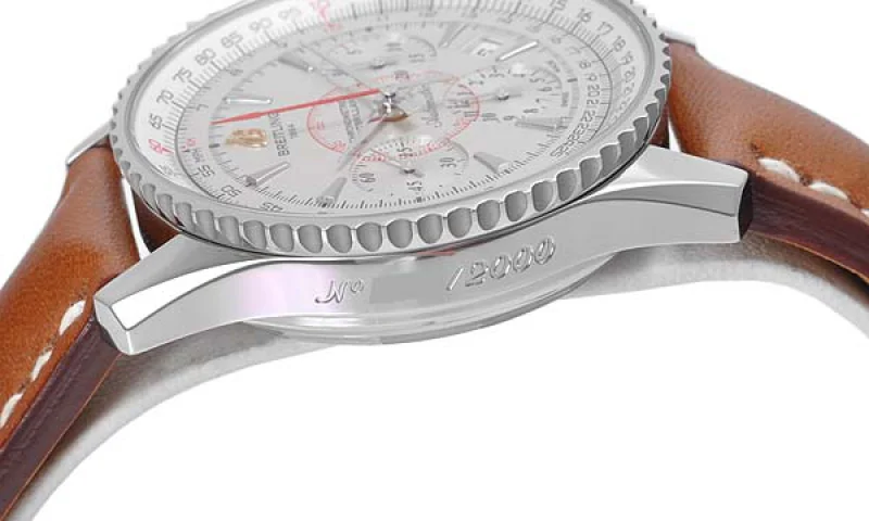 (BREITLING)ブライトリング ブランド コピー 時計 モンブリラン01 リミテッド S033G09KBA (BREITLING)ブライトリング ブランド コピー 時計 モンブリラン01 リミテッド S033G09KBA