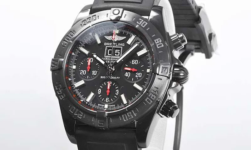 (BREITLING) ブライトリングブラックバード コピー時計通販 ブラックスチール M449B27RRB (BREITLING) ブライトリングブラックバード コピー時計通販 ブラックスチール M449B27RRB