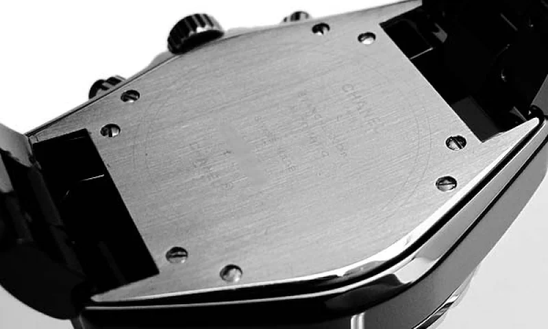 シャネル偽物J12 コピー時計クロノグラフ ホワイトセラミック zH1707　