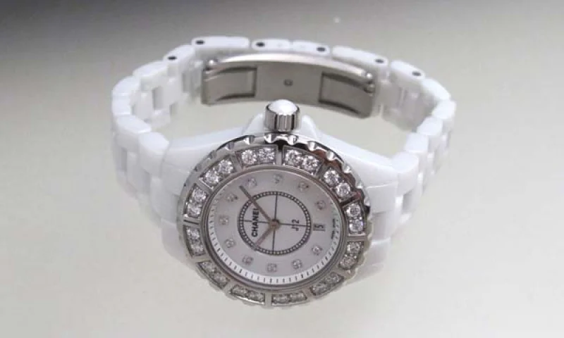 偽物CHANELシャネル時計 スーパーコピーJ12 ホワイトセラミック33 H2429 偽物CHANELシャネル時計 スーパーコピーJ12 ホワイトセラミック33 H2429