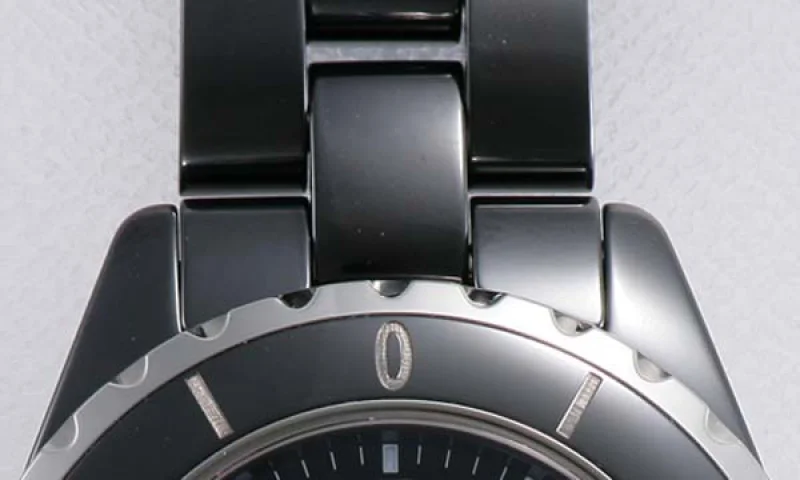 偽物CHANELシャネル時計 スーパーコピーJ12 セラミック33 H1634 H1635