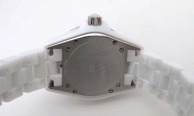 偽物CHANELシャネル時計 ホワイトセラミック J12 33 H1628 偽物CHANELシャネル時計 ホワイトセラミック J12 33 H1628