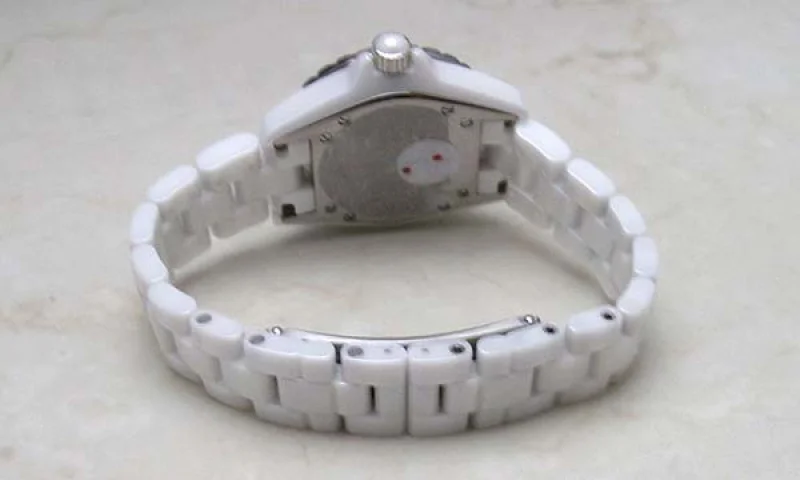 偽物CHANELシャネル時計 セラミック J12 33 H2422 偽物CHANELシャネル時計 セラミック J12 33 H2422