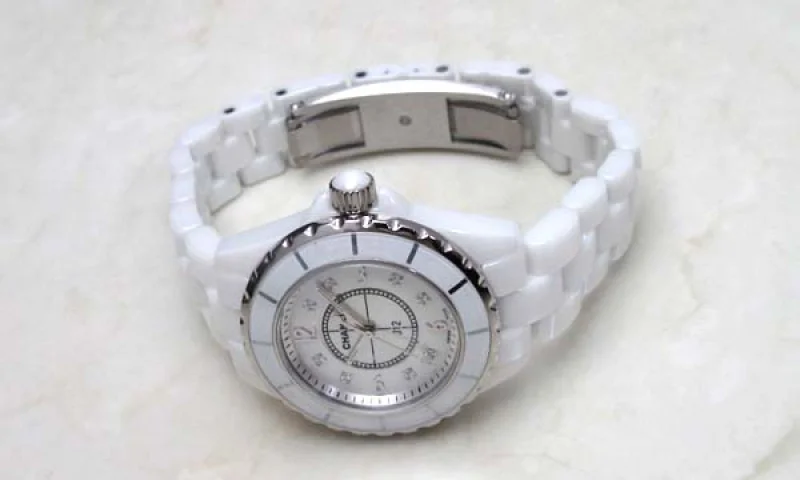 偽物CHANELシャネル時計 セラミック J12 33 H2422 偽物CHANELシャネル時計 セラミック J12 33 H2422