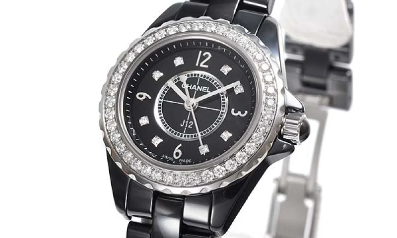 偽物CHANELシャネル時計 ホワイトセラミック J12 29 H2572 スーパーコピー